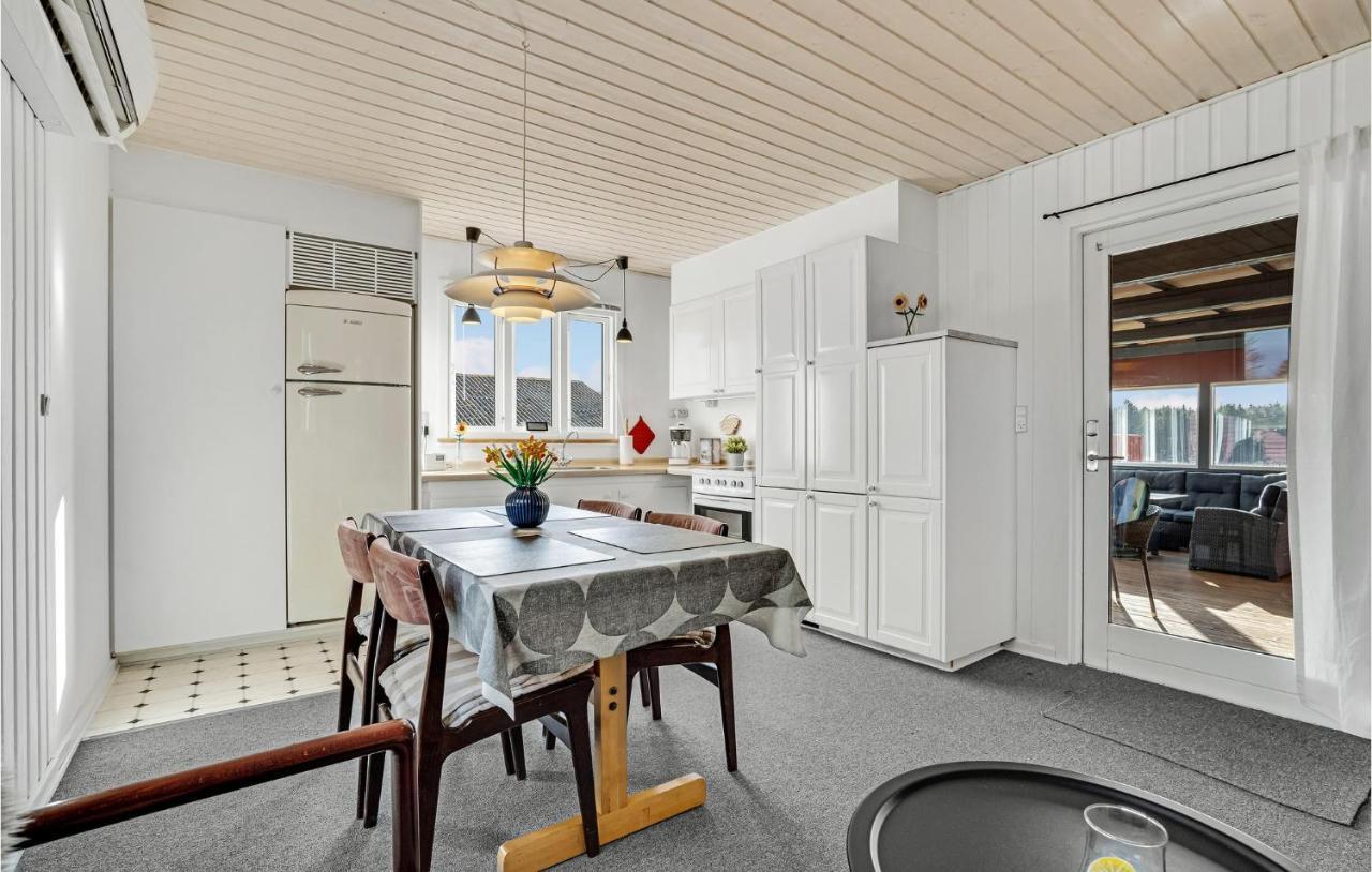 3 Bedroom Lovely Home In Give Uve Eksteriør bilde